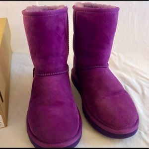 Sold - Ugg Classic in Purple - Sz 5
